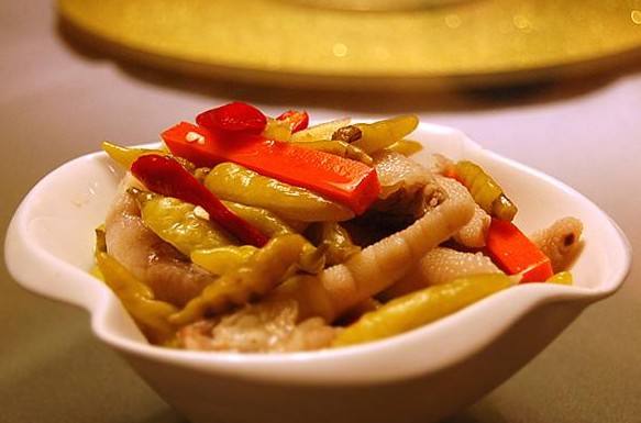 泡椒鳳爪一年賣出六個(gè)億，竟因品牌營銷！你信嗎？